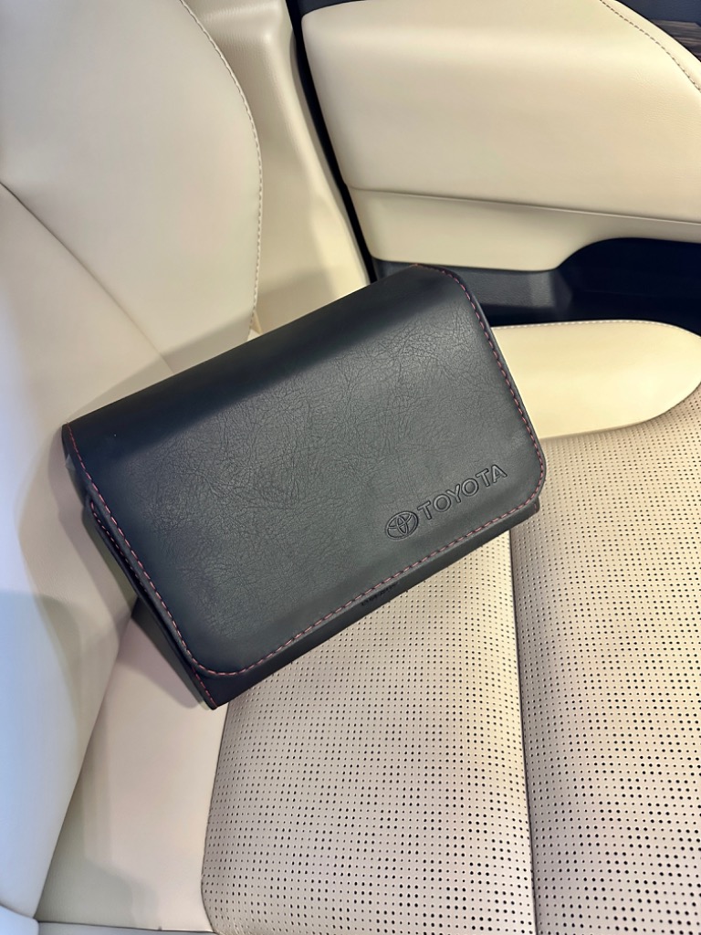 トヨタ（TOYOTA） USトヨタ純正 オーナーズマニュアルケース 取説
