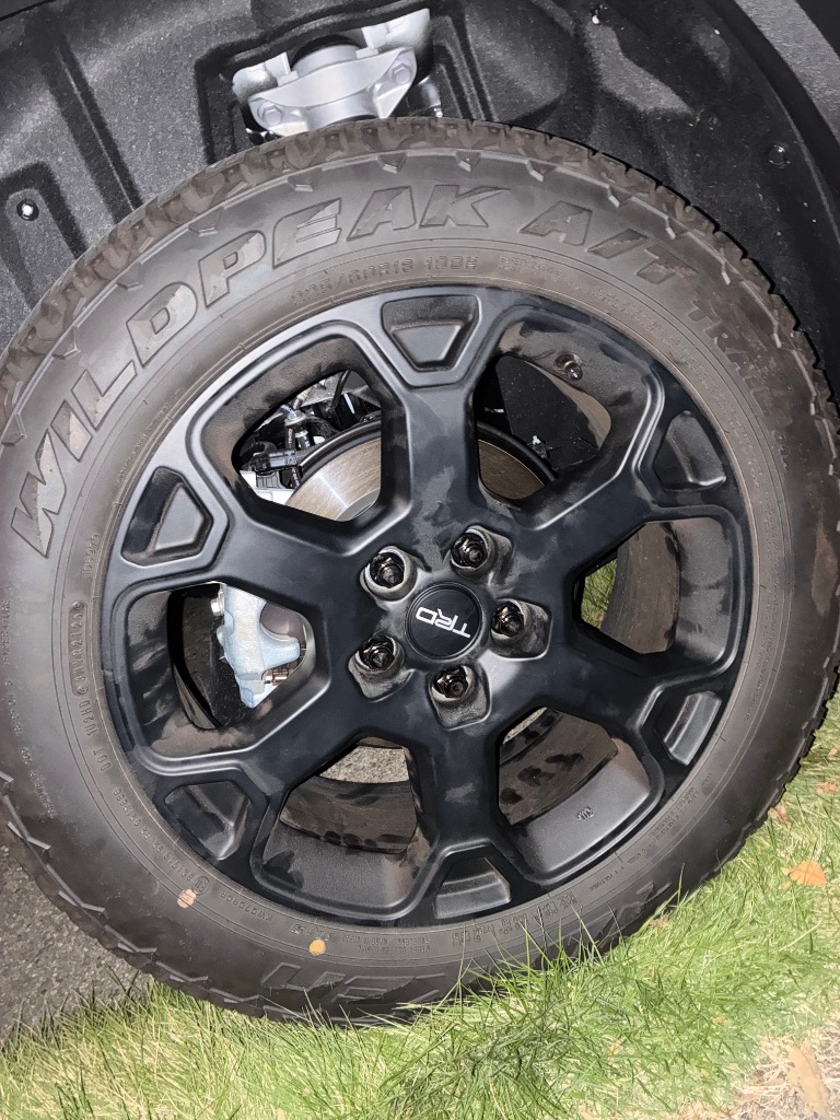 TRD ホイール キャップ ホイールキャップ 4個セット RAV4 CH-R 等 オフ