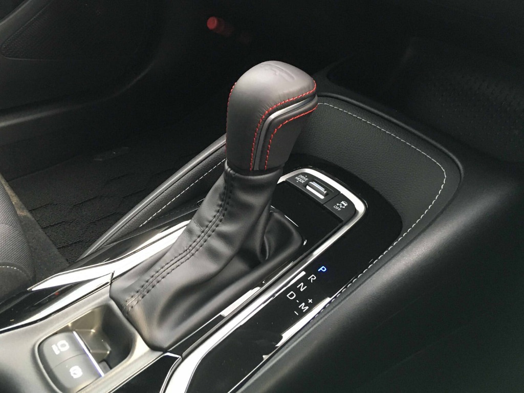 シフトノブ TRD 純正 RAV4 カローラ クロス ヤリス カムリ 北米