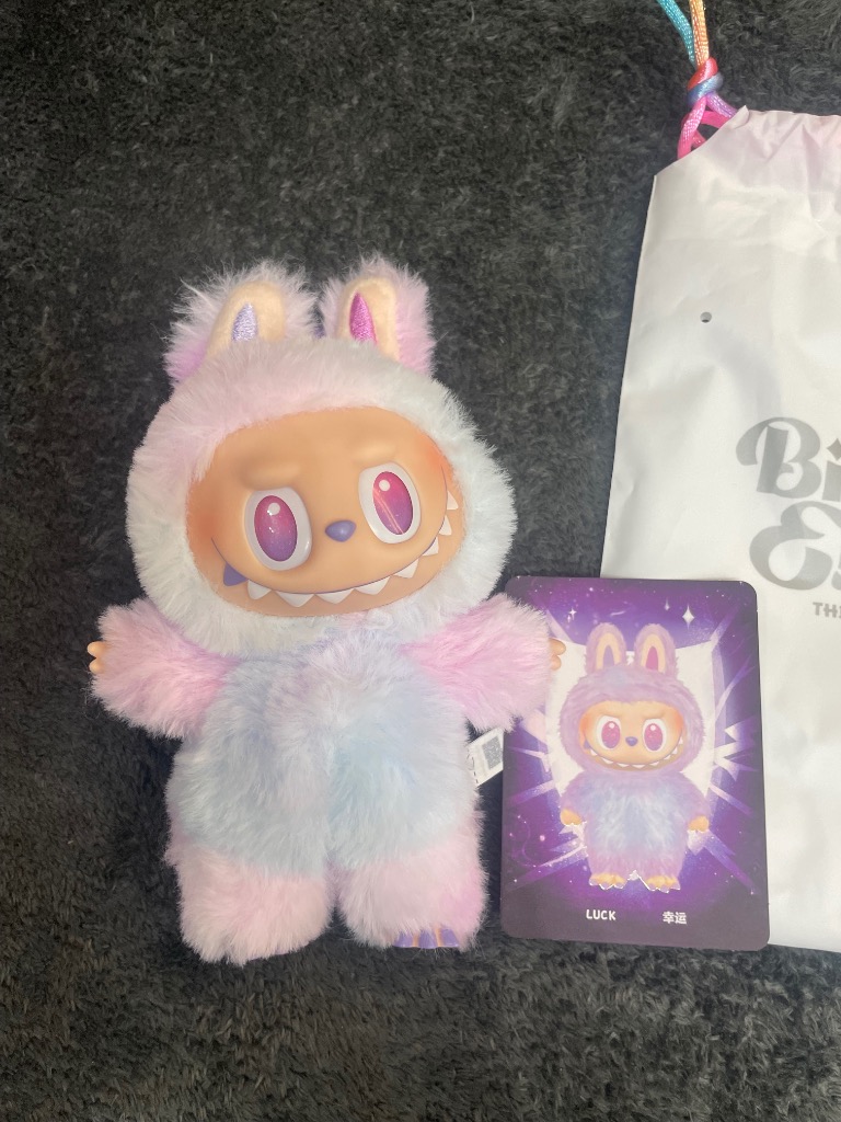 THE MONSTERS Big into Energy ラブブ Labubu エネルギー