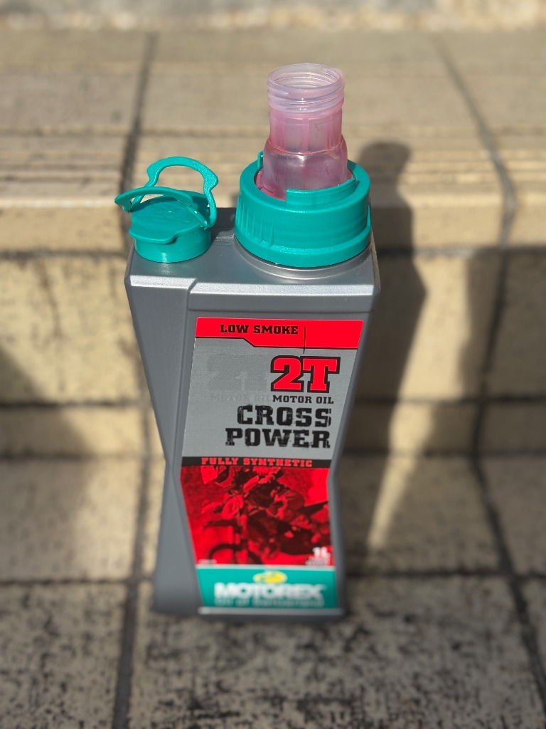 【新品未使用】モトレックス2T クロスパワー2T☆1L 4本セット　早い者勝ち Amazon | Motorex クロスパワー 2T - 4リットル 171-204-400