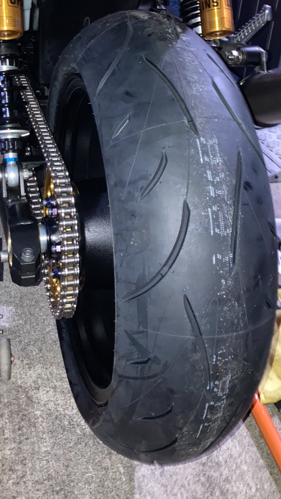 □新品未使用品! ROADSPORT ロードスポーツ 120/70ZR17 190