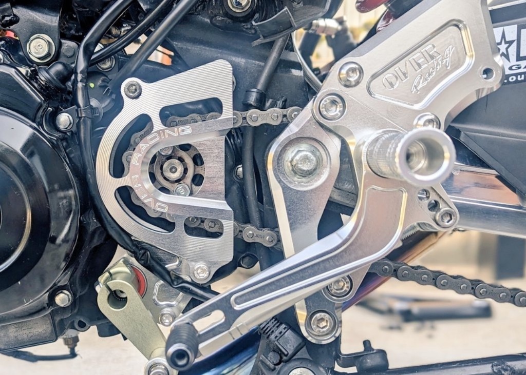 OVER RACING オーヴァー スプロケットカバー チェンジアシストステー