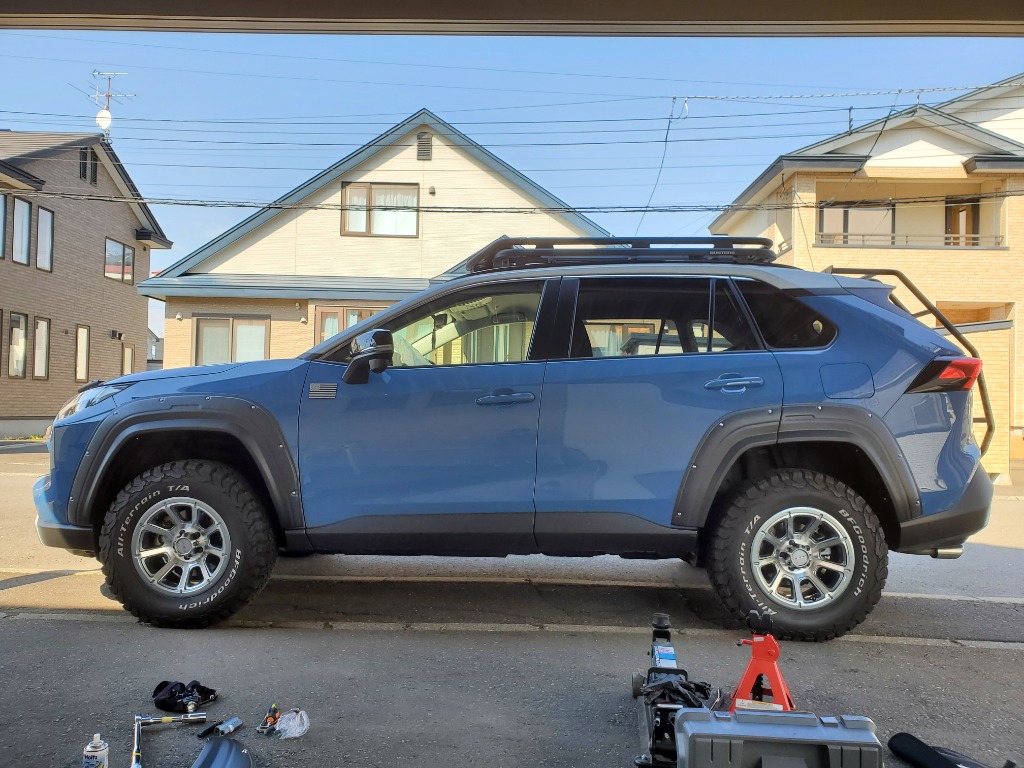 RAV4 アドベンチャー カスタム パーツ オーバーフェンダー