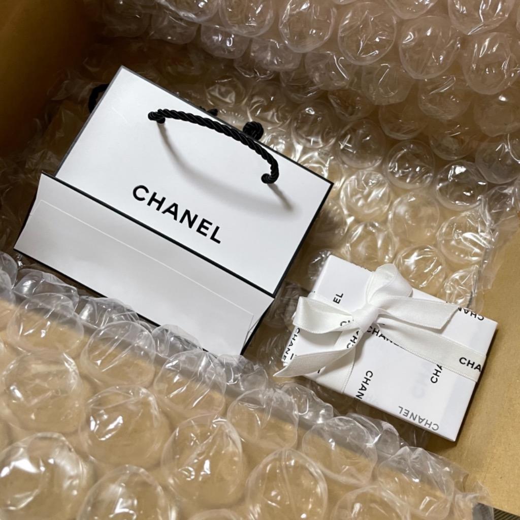 シャネル CHANEL ハンドクリーム ラクレームマン 50ml ラッピング無料 プレゼント 名入れ コスメ 化粧品 ギフト ラッピング付き 人気  定番 名前入り