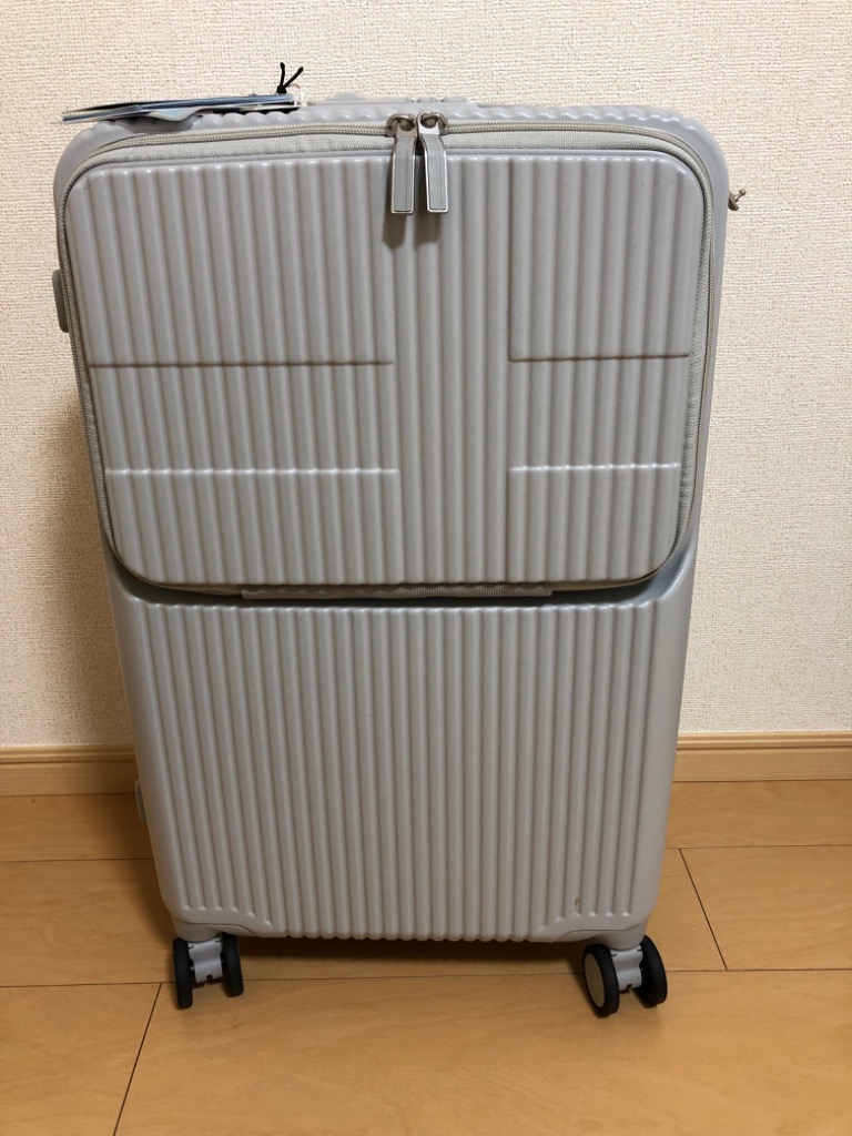 innovator 正規品 イノベーター スーツケース Mサイズ フロント innovator 正規品 イノベーター スーツケース Mサイズ フロント