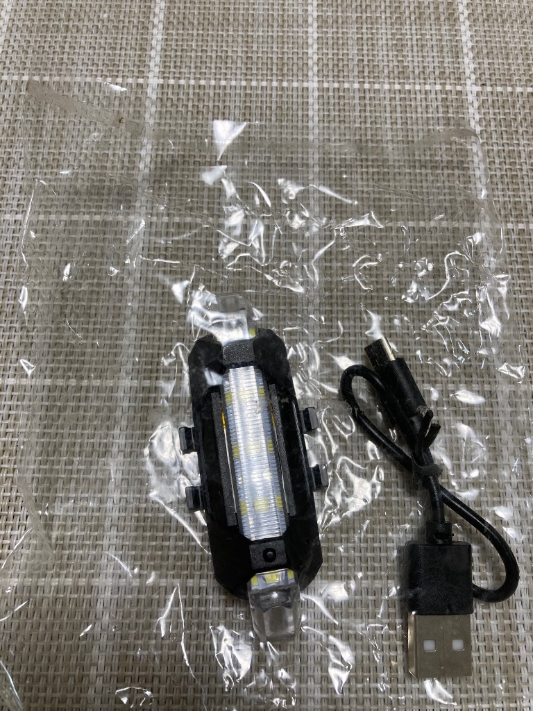 自転車 テールライト USB LED 充電 点滅 フラッシュ 切替 防水