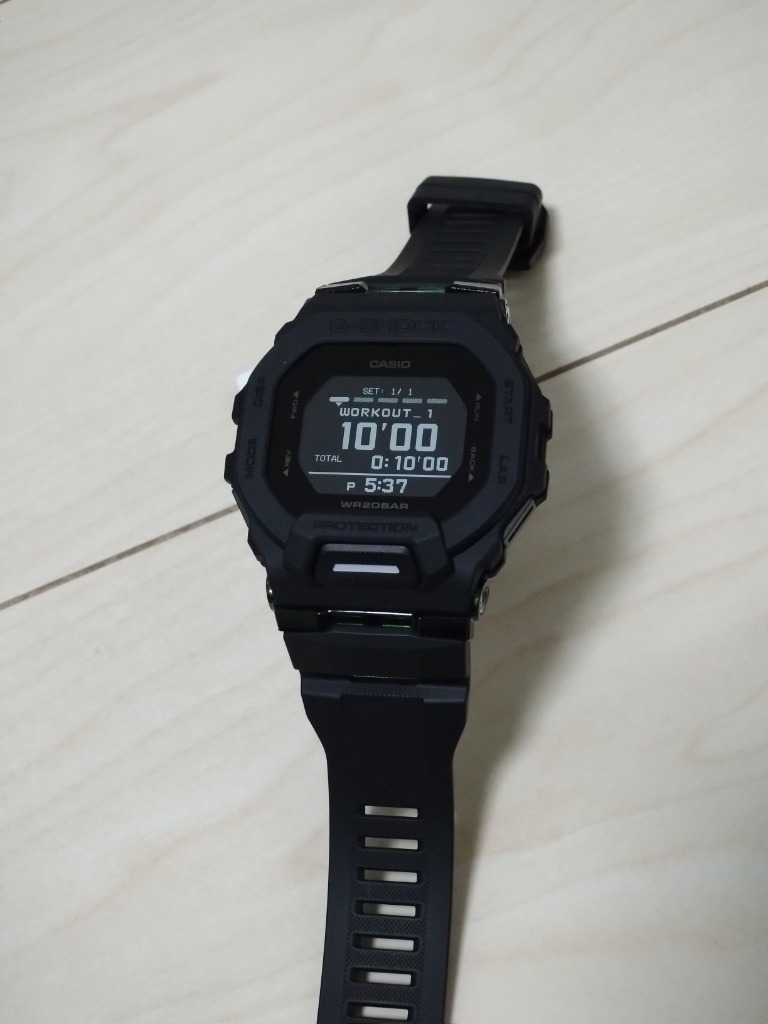 G-SQUAD gショック ジーショック G-SHOCK クオーツ GBD-200UU-1