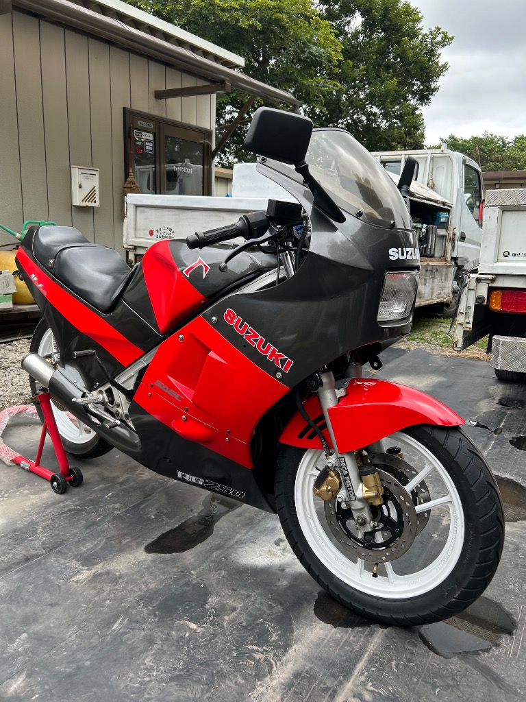 BZ147 新品送料無料 RG250 RG250Γ GJ21B 35MM 純正品番51110-40A00に