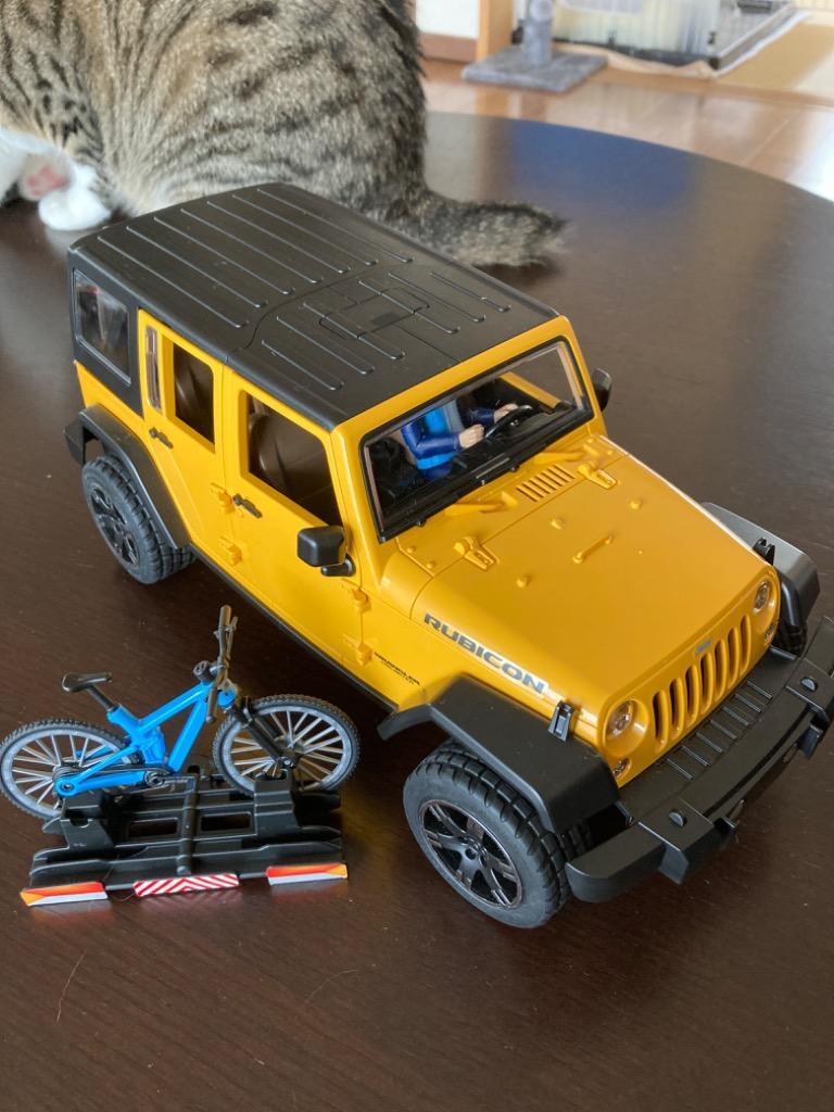 bruder ブルーダー Jeep Rubiconマウンテンバイク（フィギュア付き