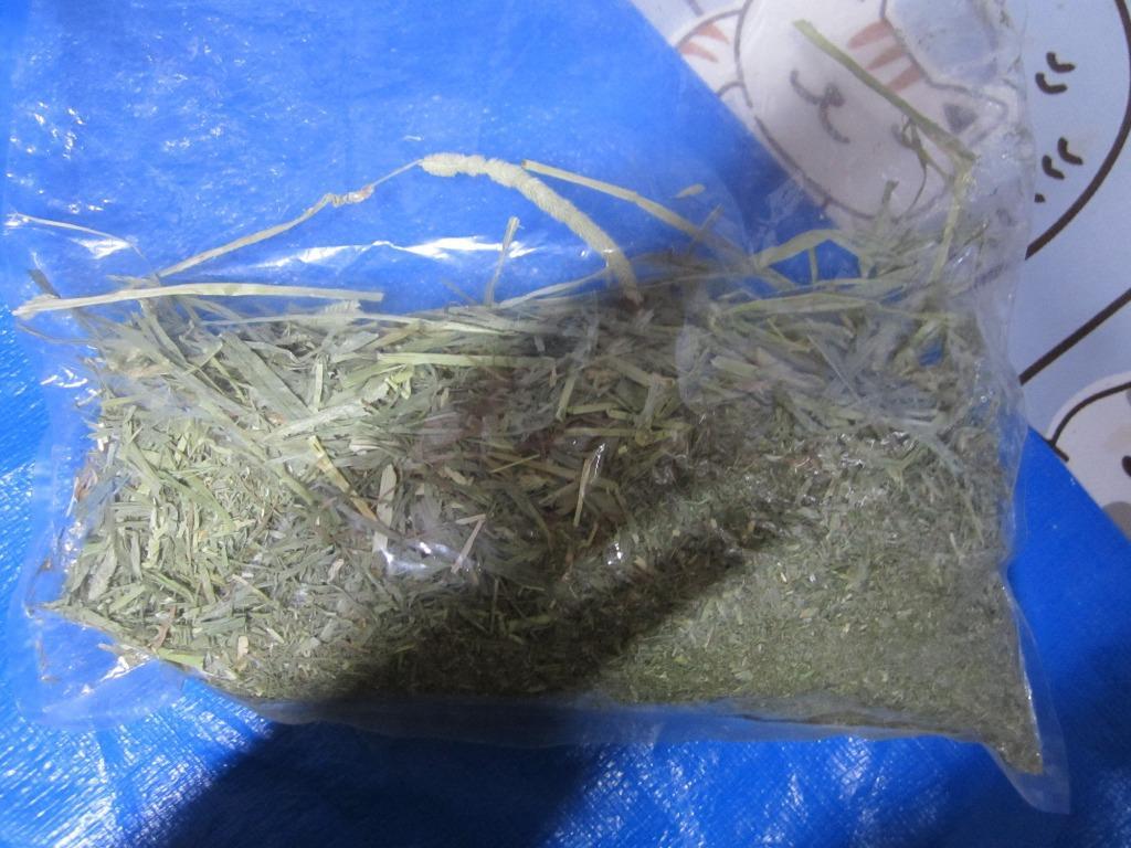 新刈り令和8年アメリカ産スーパープレミアムチモシー20kg うさぎの餌