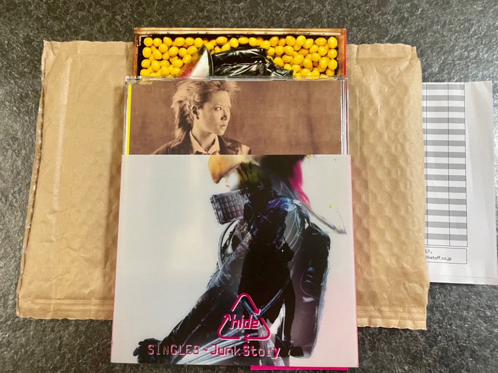アート・デザイン・音楽 hide SINGLES JunkStory Amazon.co.jp: hide SINGLES~Junk Story(限定盤): ミュージック