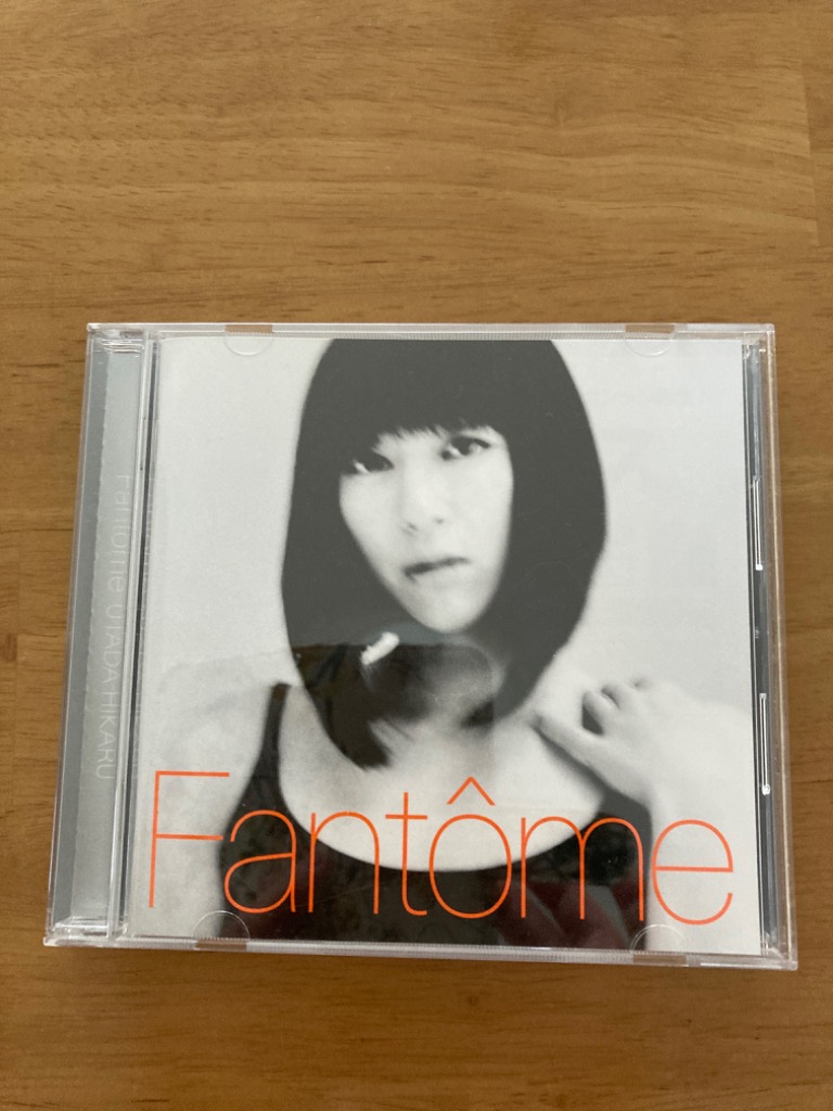 【非売品】宇多田ヒカル 「Fantome」告知 ポスター 【激レア】 人気デザイナー 宇多田ヒカル 『 Fantôme 』非売品B2 ポスター激