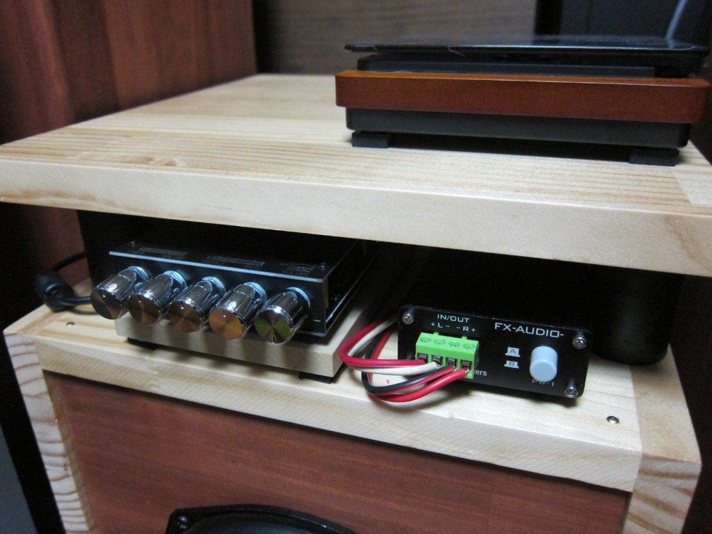 特価【キット組立品】5球ステレオアンプ　6P1×2・6N2×1・6Z4×2新品 特価【キット組立品】5球ステレオアンプ 6P1×2・6N2×1・6Z4×