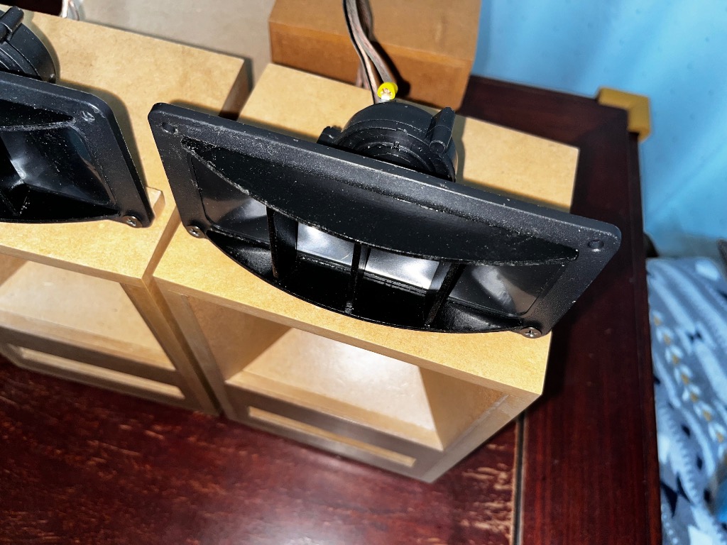 5インチ(141mm)ホーン型ピエゾツイーターユニット 長方形 [スピーカー