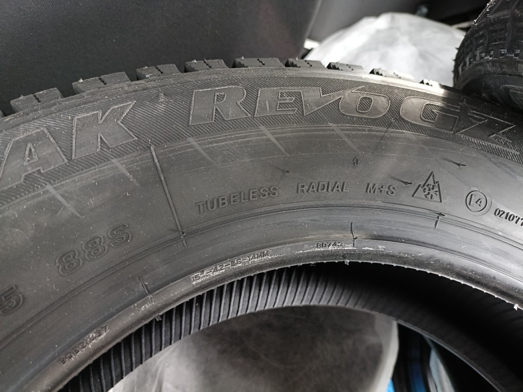 ブリザック REVO GZ 4本セット 2021年製 ブリヂストン 185/65R15
