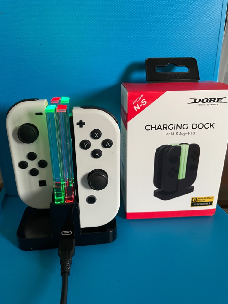 Nintendo Switch Joy-Con 充電器スタンド 充電指示LED付き 4台