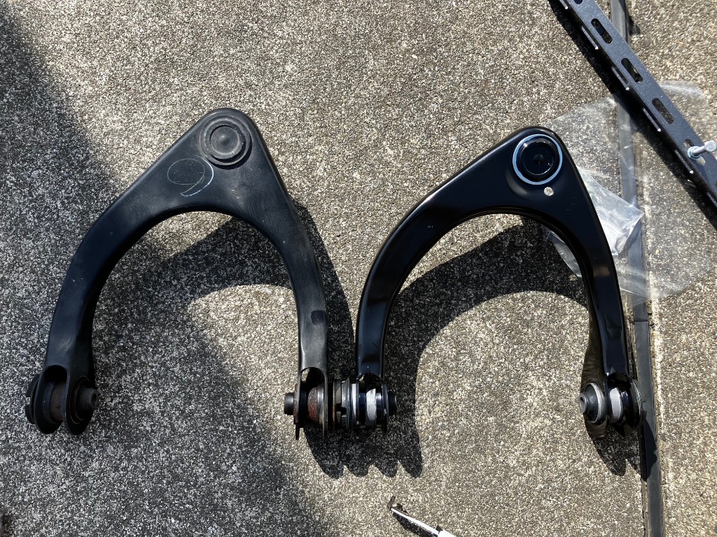 レクサスIS250/350 GSE20系 フロントアッパーアーム 左右セット 48610