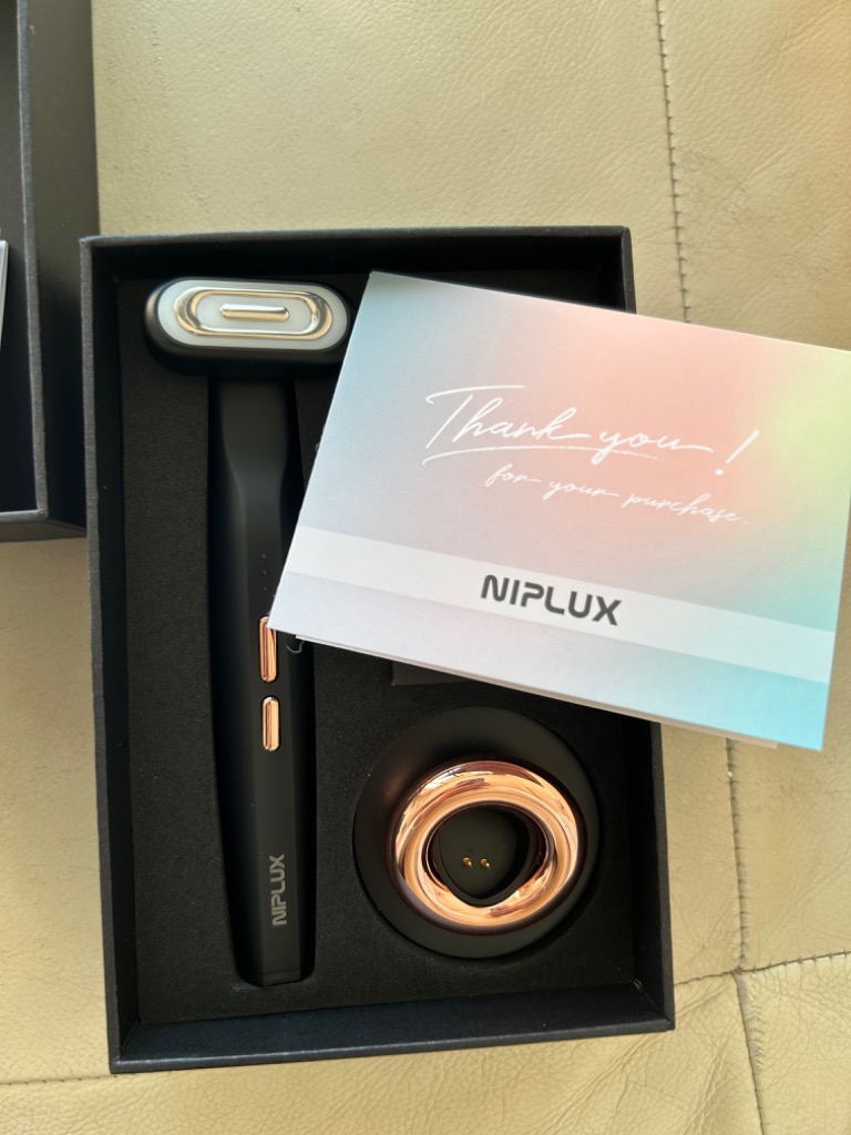 NIPLUX 目元ケアの常識を超える 目元美顔器 REFINE EYE