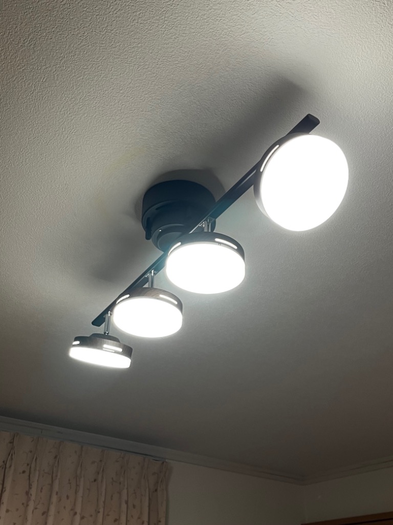 LEDシーリングライト 4灯 天井照明 照明器具 調光調色 4.5畳 6畳 