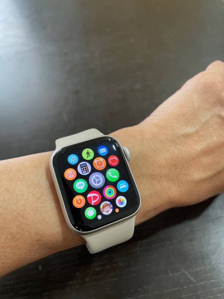 新品』Apple Watch SE 第2世代 GPSモデル 40mm MNJP3J/A [スターライトスポーツバンド] : 4549995337921  : ノア商社Yahoo!店 - 通販 - Yahoo!ショッピング