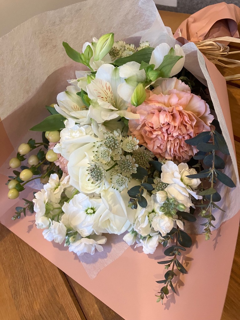 クール便でお届け ナチュラル系花束 ブーケ くすみカラーくすみ