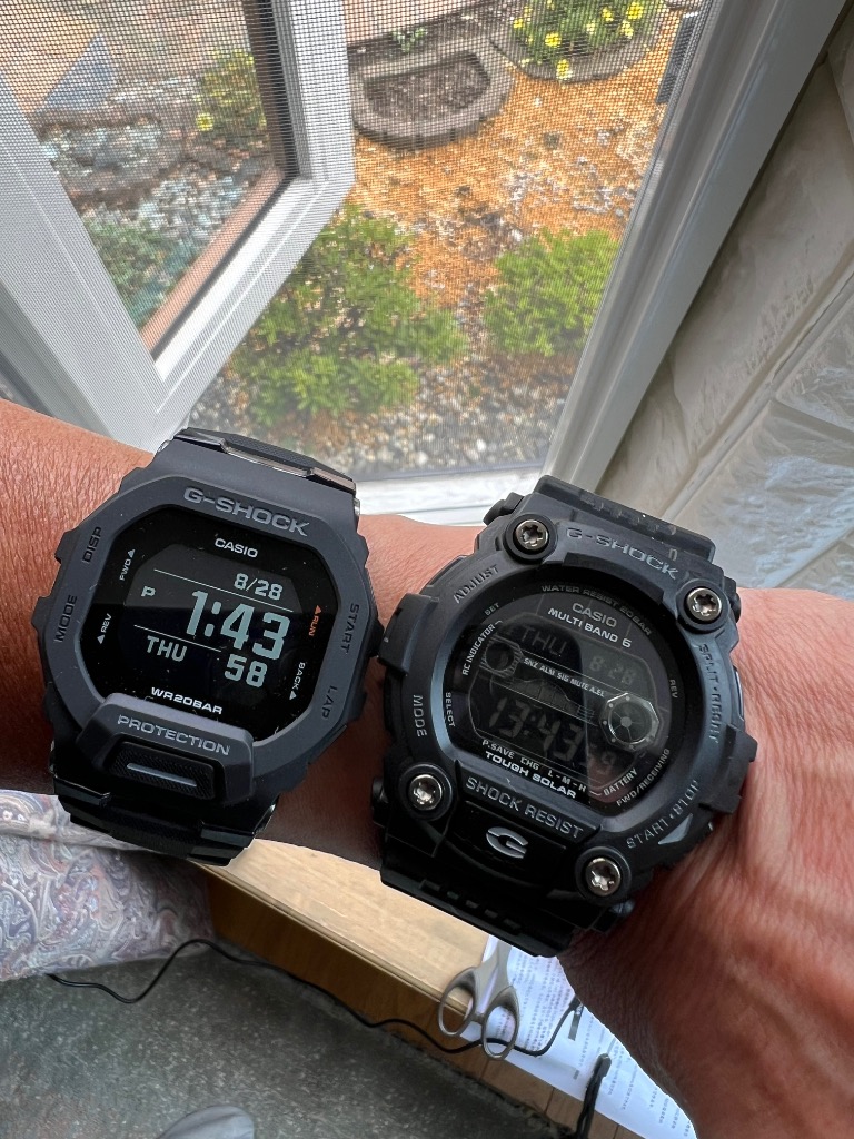 G-SQUAD CASIO カシオ 腕時計 メンズ G-SHOCK 海外モデル