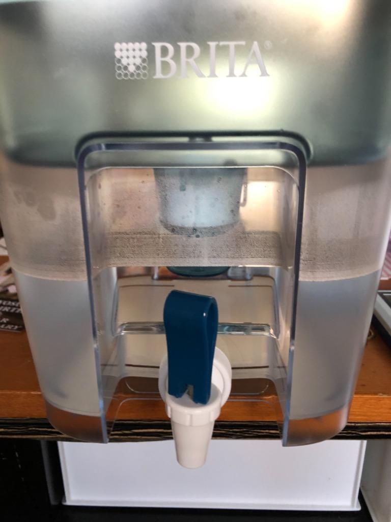 ブリタ タンク型浄水器 フロー 番組限定セット | ボトル型浄水器アクティブ カートリッジ増量 ろ過水【日テレ7公式】 :4006387116590: 日テレ7ショップ - 通販 - Yahoo!ショッピング