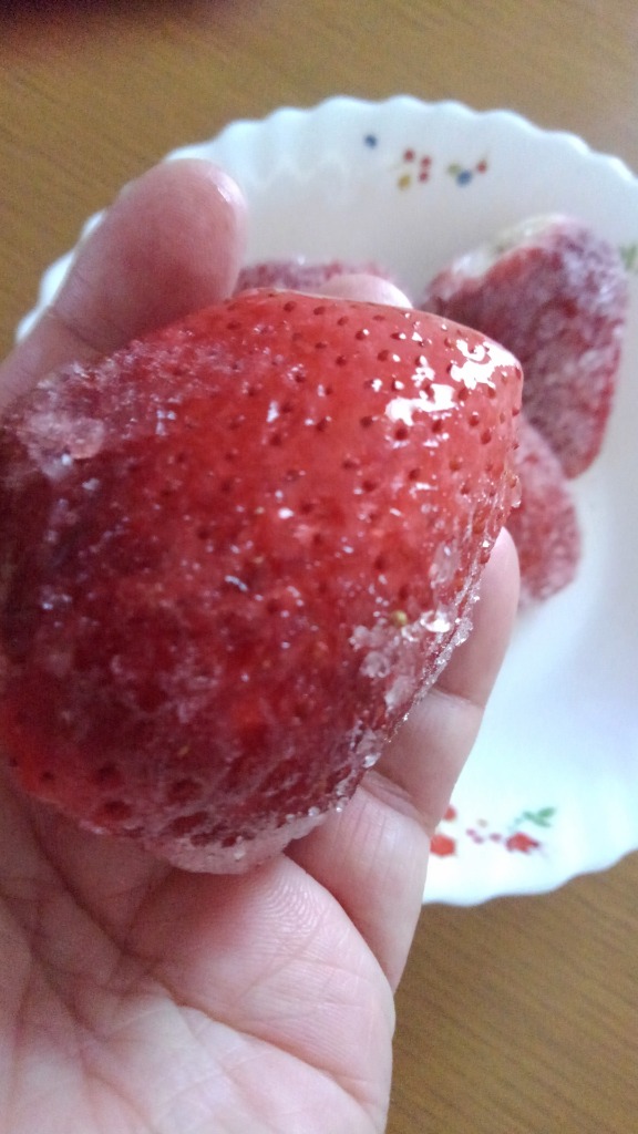奈良いちご「古都華」「ことか」イチゴ 冷凍1kg : 扇田いちご園