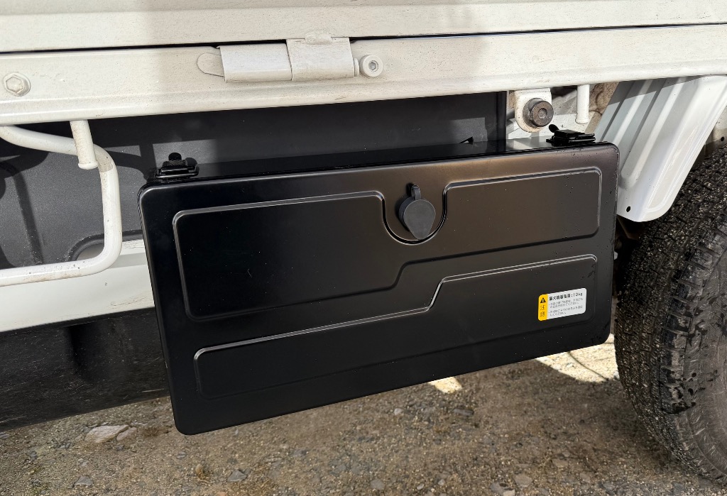 ハイゼット (XT)工具箱(ブラック)「ダイハツ純正用品