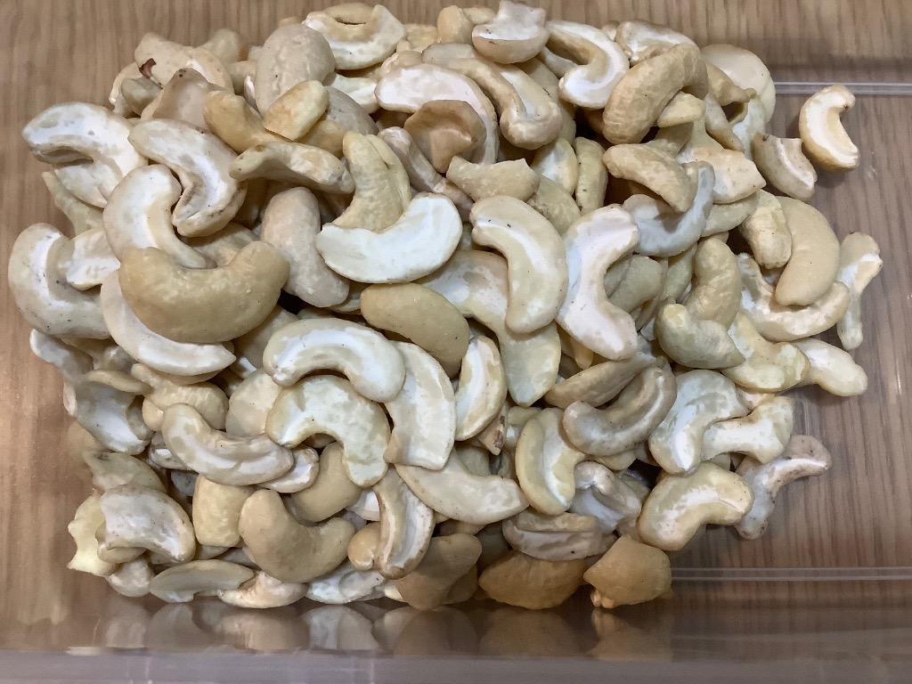 ナッツ カシューナッツ割れ 生 1kg : みの屋ヤフー店 - 通販