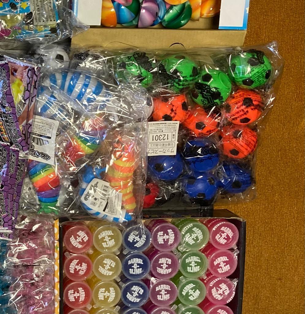 くねくねナメクジキーホルダー 12個セット 景品 子供 子ども会
