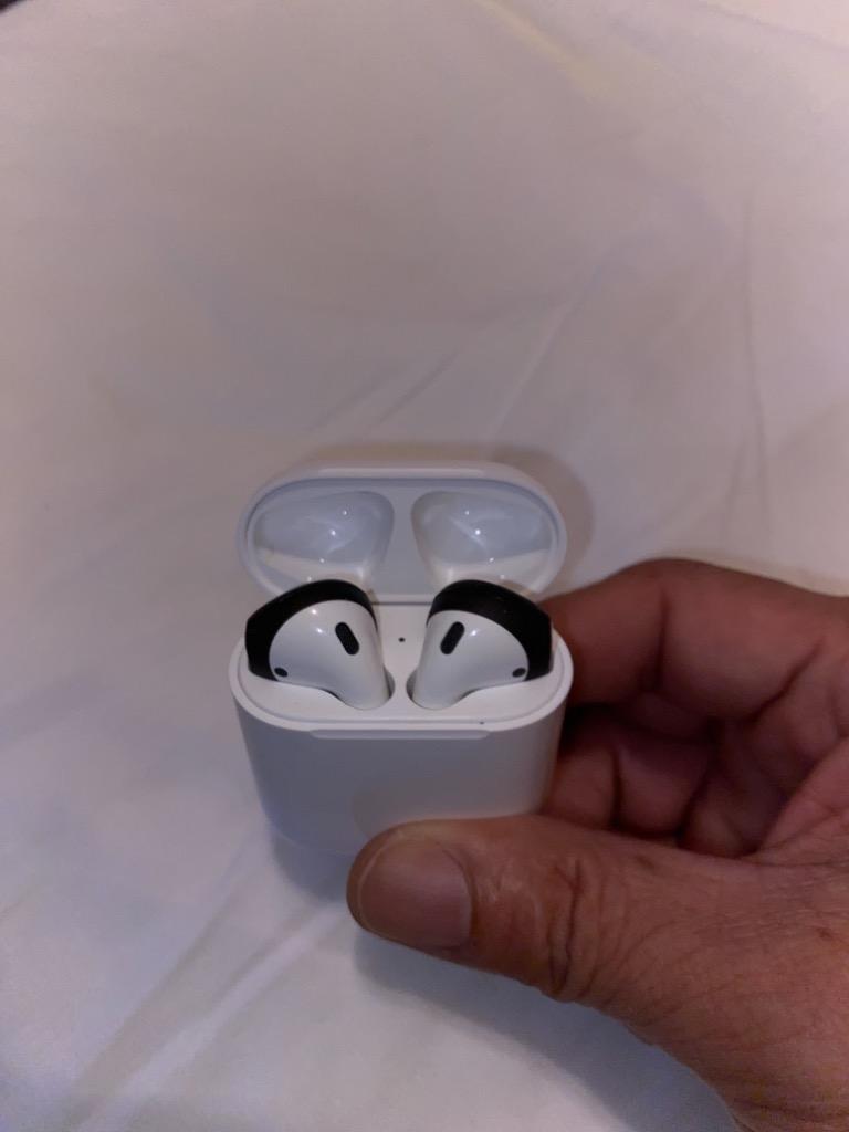 【正規品✨】　Apple AirPods 第二世代　ワイヤレス　両耳　動作確認済 Apple アップル 純正 AirPods 第2世代 エアポッズ エアーポッズ