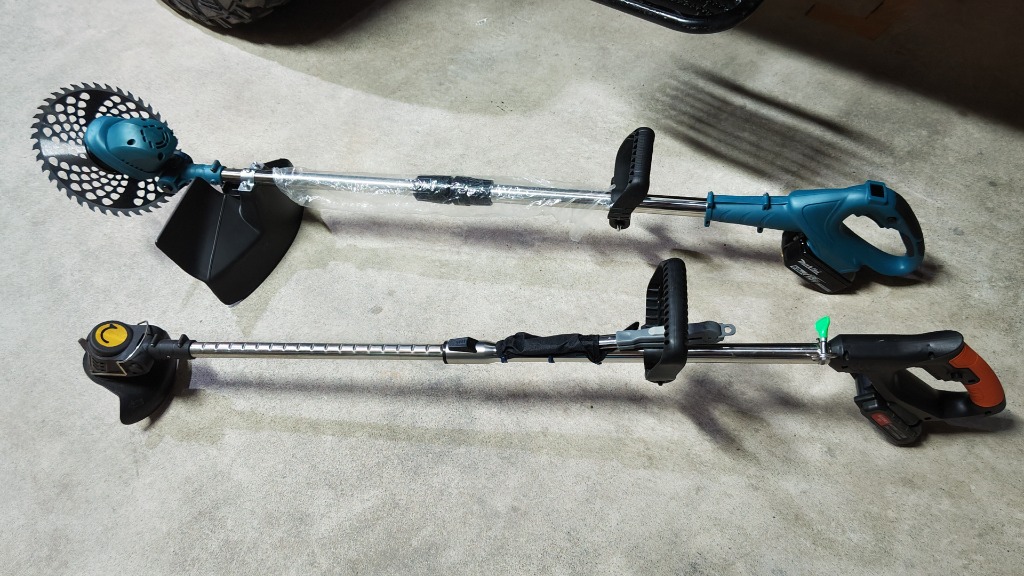 草刈機 充電式 草刈り機 マキタ バッテリー互換 電動刈払機 伸縮