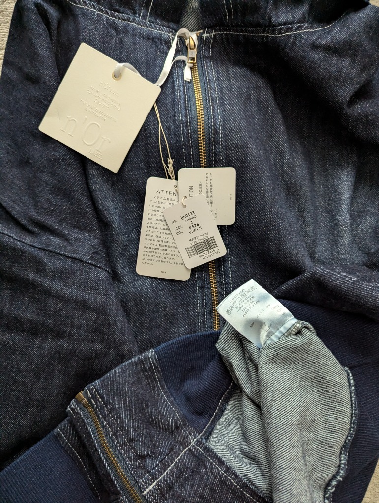 美品 アガウド ユニセックスデニムパーカー AgAwd アガウド Denim Pull Over デニムプルオーバー パーカー