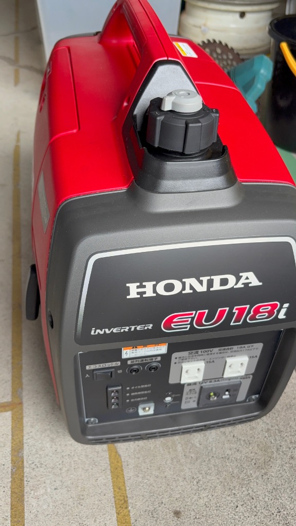 ホンダ（HONDA） 【超美品】 正弦波インバーター搭載発電機 1.8kVA