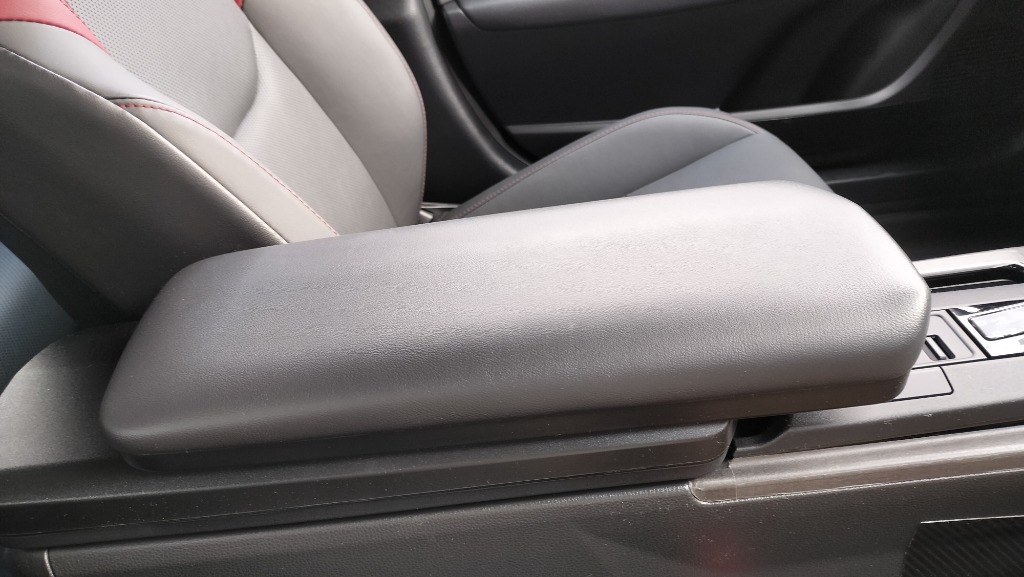 TOYOTA トヨタ 純正 アームレスト スライドタイプ 08285-47000 / プリウス ( ZVW60 / ZVW65 / MXWH60 /  MXWH65 / MXWH61 ) : prius-armrest : パーツコンビニ.COM - 通販 - Yahoo!ショッピング