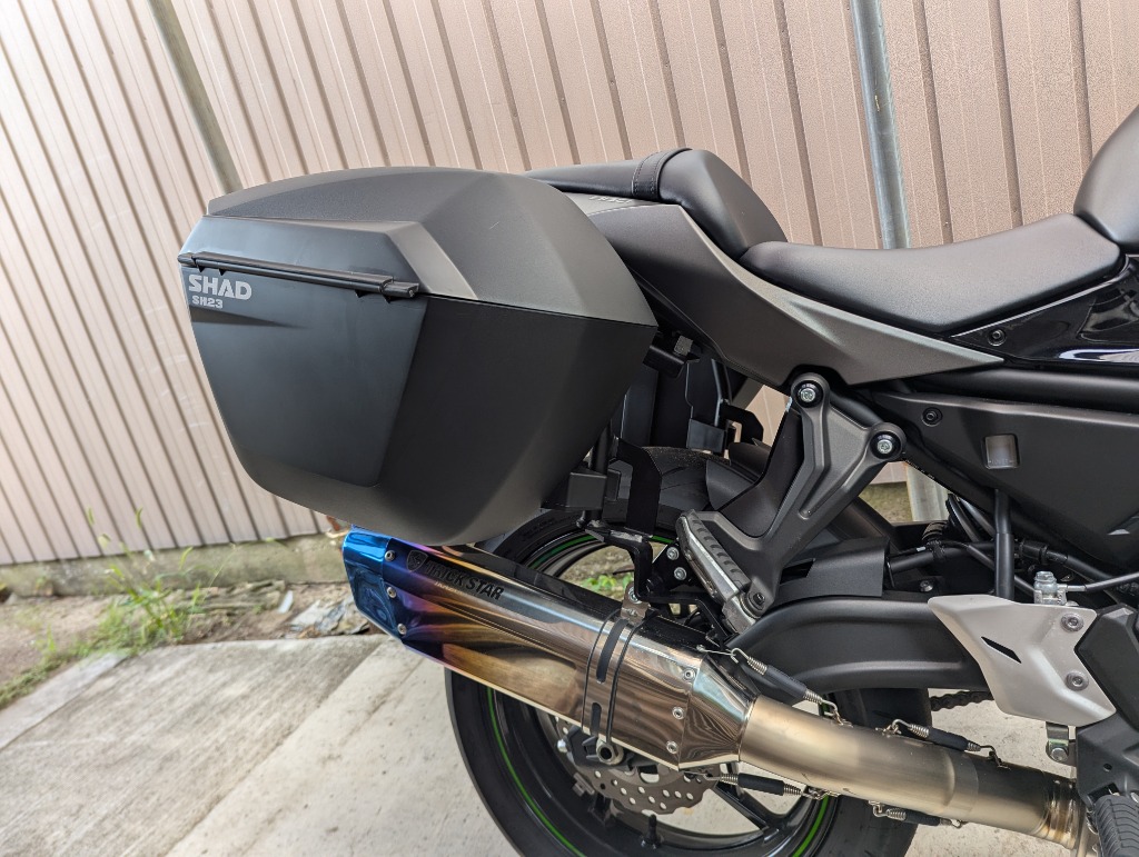 こと　4品各ケース付きセット 楽天市場】SHAD 3Pフィッティング Z650(16-25)/Ninja 650(17-22