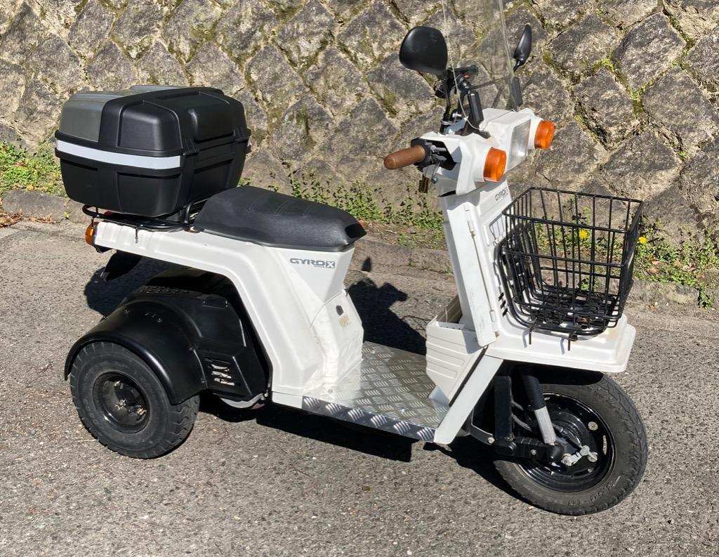 バイク リアボックス 47L 大容量 ブラック/シルバー バイク用 トップケース バックレスト装備 背もたれ BB47ADV-SI モトボワットBB  :26826059:パーツダイレクト店 通販 
