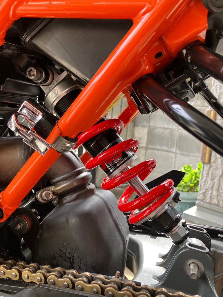 KTM DUKE125~390　11年~16年 YSSトップラインサスペンション ☆YSSリヤショック TOP LINE 300mm DUKE125 DUKE200 DUKE250