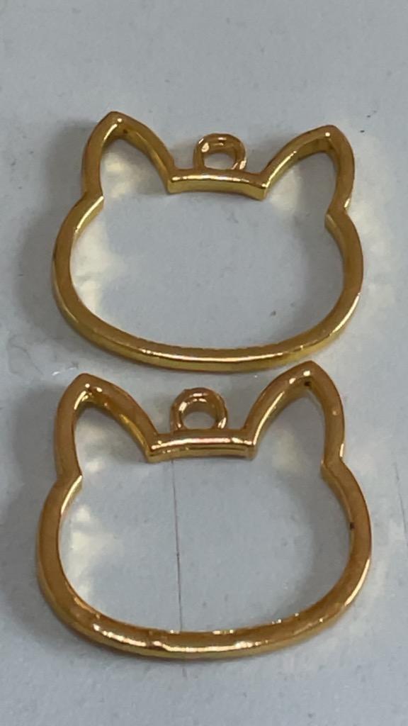 小梅さん＠雑貨屋店長様　②　ハンドメイド レジン お得な2点セット♡ 猫ねこ 小梅さん＠雑貨屋店長様 ② ハンドメイド レジン お得な2点セット♡