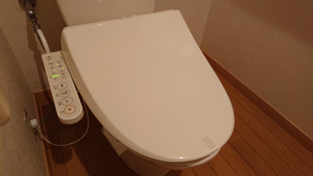 東芝 温水洗浄便座 CLEAN WASH クリーンウォッシュ SCS-T160 パステルアイボリー : scs-t160 : PCあきんど - 通販  - Yahoo!ショッピング