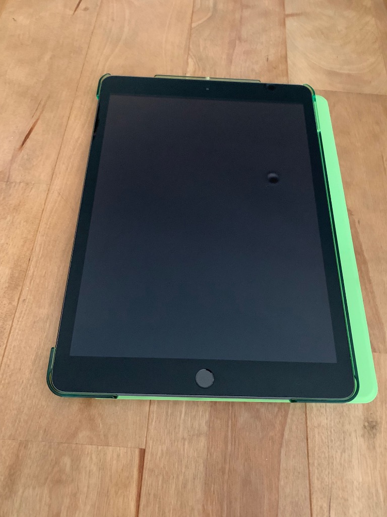iPad 第7世代 32GB ストレージ アイパッド APPLE Wi-Fi モデル 中古 (A