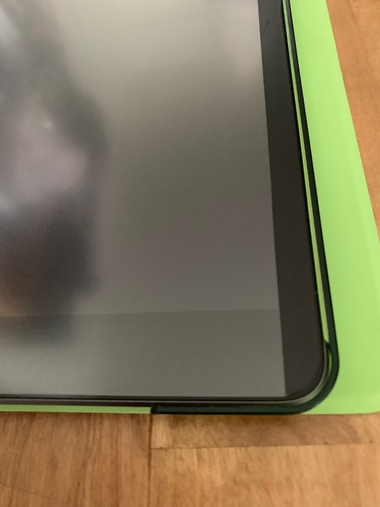 iPad 第7世代 32GB ストレージ アイパッド APPLE Wi-Fi モデル 中古 (A