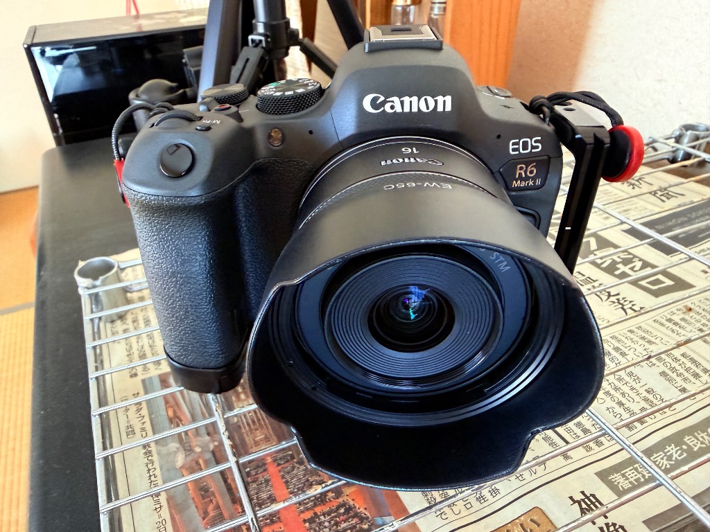 キヤノン（Canon） Canon EW-65C 可逆式 レンズフード 花形 互換品