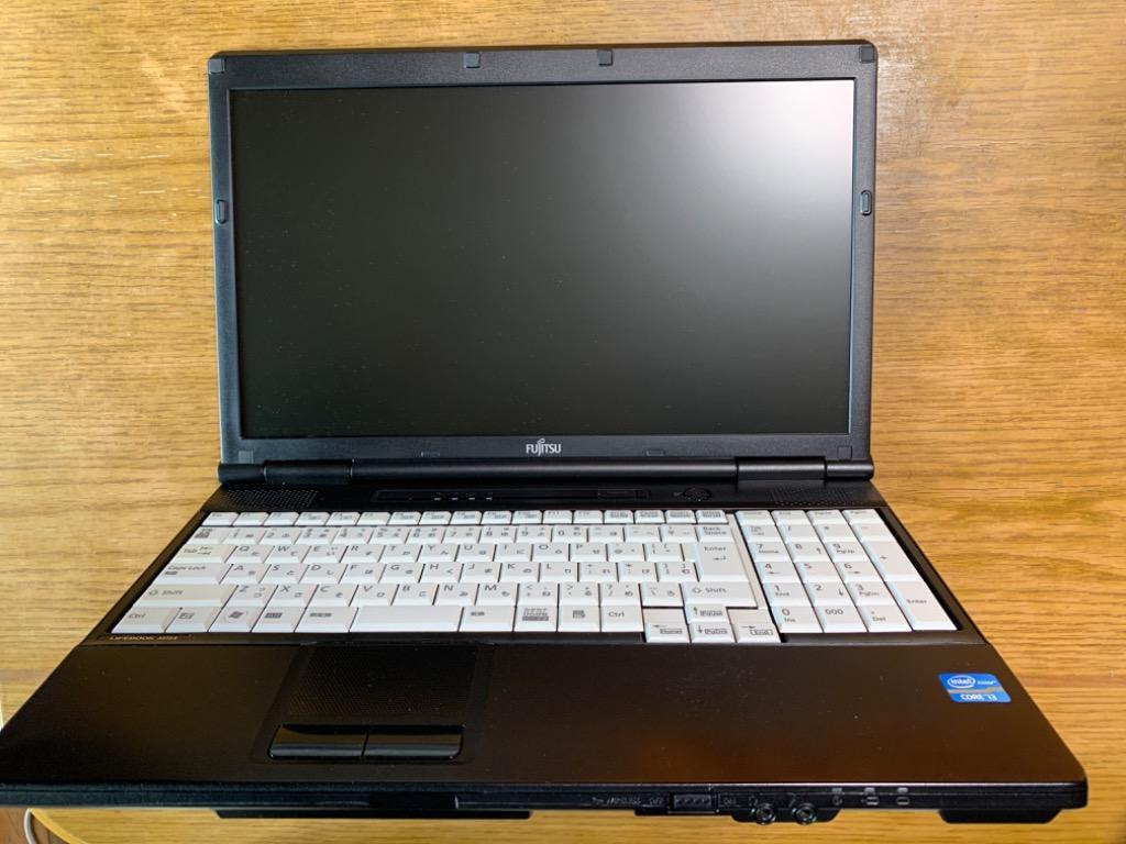 【極美品】富士通i7/第8世代/爆速起動/16GB/新品SSD512/Win11 富士通 【爆速第4世代Core i7+テンキー搭載】富士通 FMVシリーズ