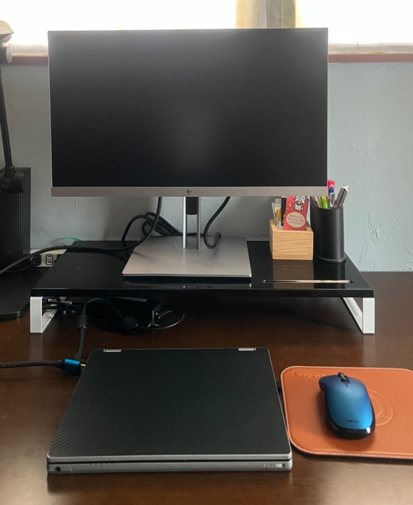 HP E233 PCモニター　モニターアーム 付 HP E233 PCモニター モニターアーム 付