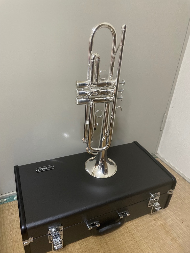 【最終値下げ】YAMAHA YTR-2330Sトランペット本体　ケースなどその他 YAMAHA YTR-2330Sトランペット 銀メッキ仕上 ソフトケースセット