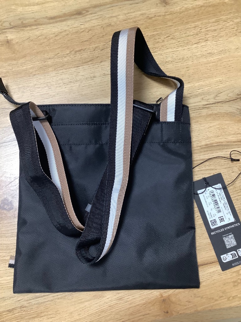 HUGO BOSS ヒューゴ ボス ショルダーバッグ エンベロープ