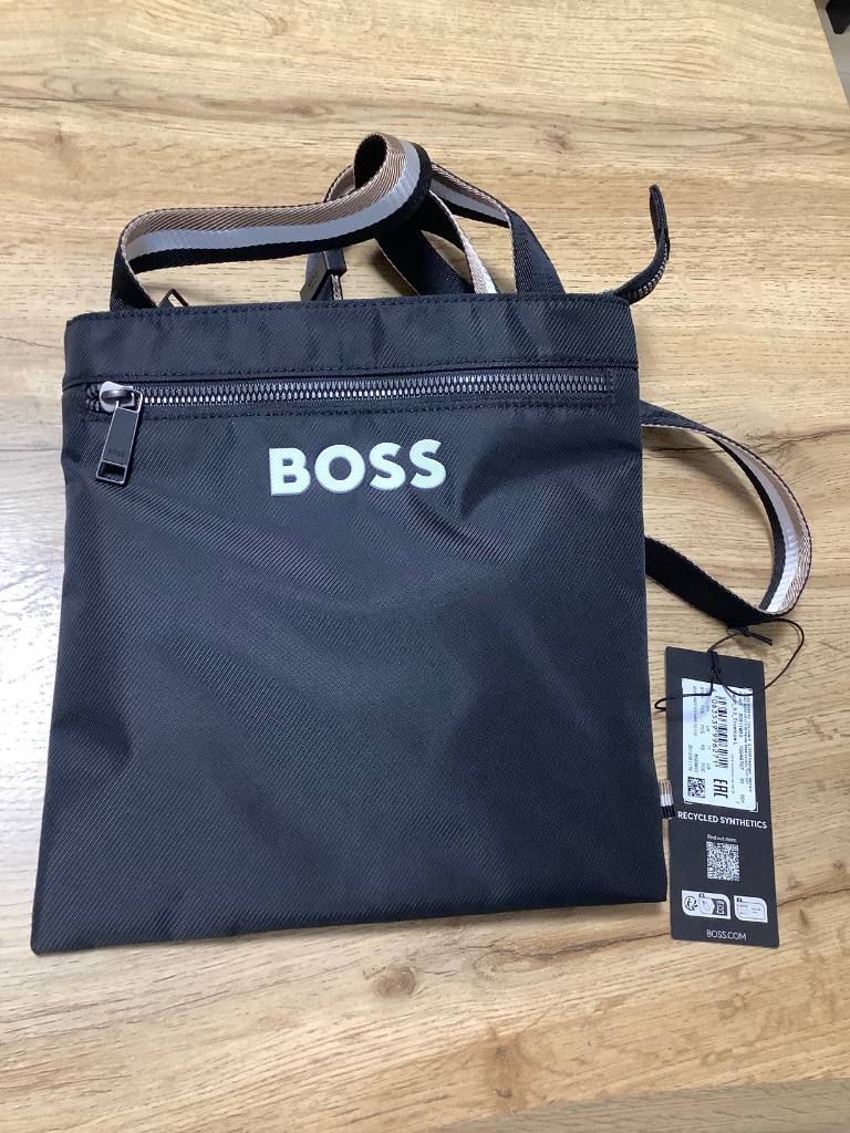 未使用級 ヒューゴボス 現行 サコッシュ 斜めがけ バッグ HUGO BOSS ヒューゴ ボス ショルダーバッグ エンベロープ